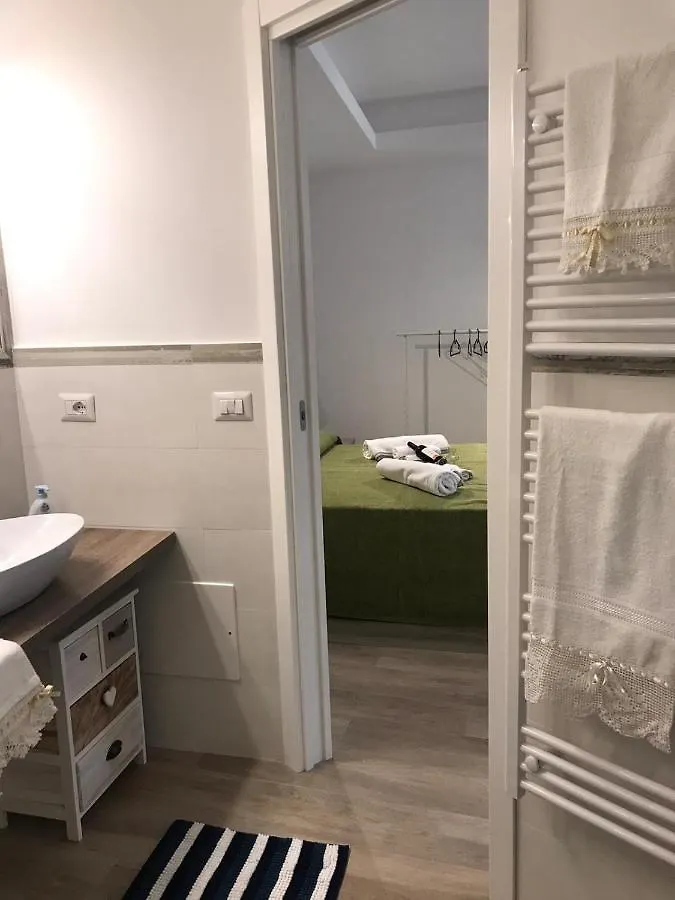 Casa Vacanza Cundari Castelmola Apartment
